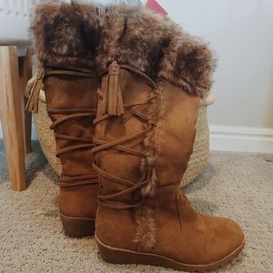 ❗️*STEVIE/TARGET* Tall Moccasin Style Boots ❗️